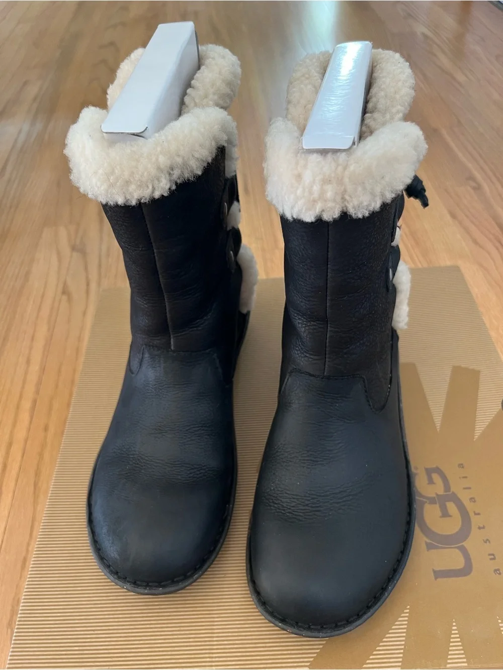 UGG mid calf
